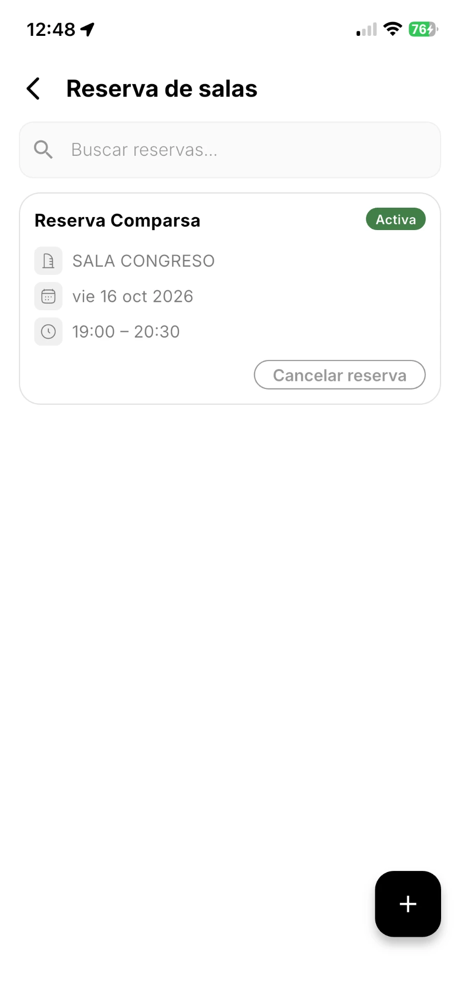 Lista de reservas de salas con un buscador y una reserva activa con su sala, fecha, horario y el botón Cancelar reserva