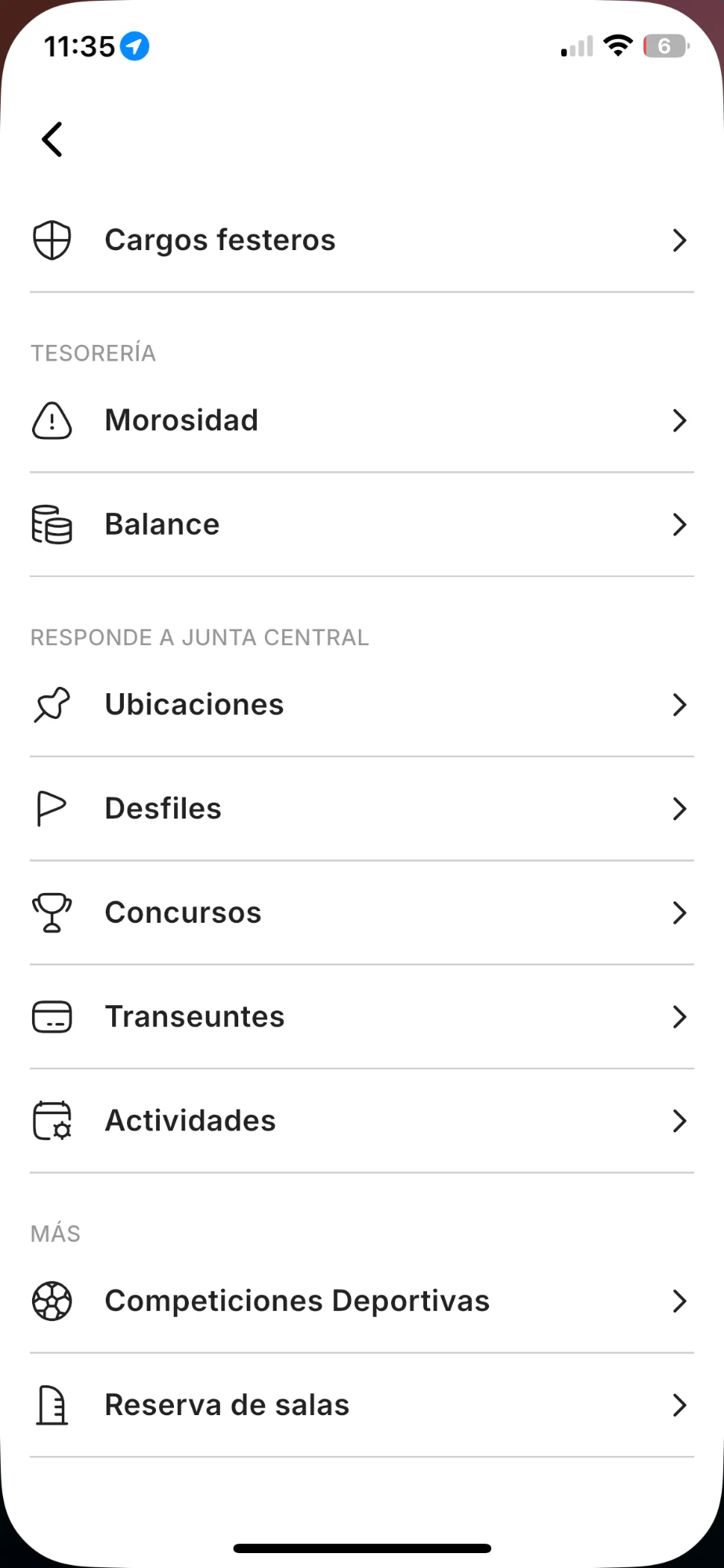 Menú del colectivo en la app con el bloque Responde a Junta Central y las opciones Ubicaciones, Desfiles, Concursos, Transeúntes y Actividades